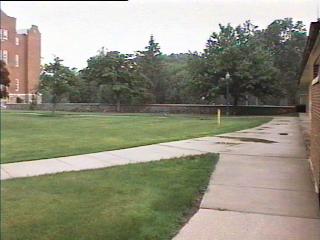 pict211.jpg (14019 bytes)