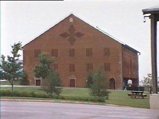 pict225.jpg (12596 bytes)