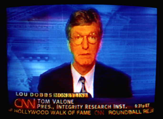 President Valone on CNN in 2002 announces global oil crisis and need for future energy